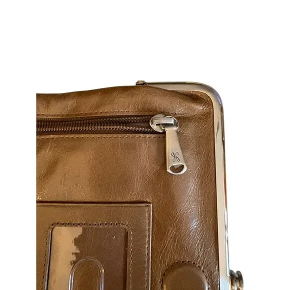 Hobo Brown Leather Lauren Clutch-Wallet - Picture 4 of 9